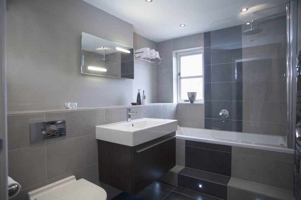 43407-2880w.jpg